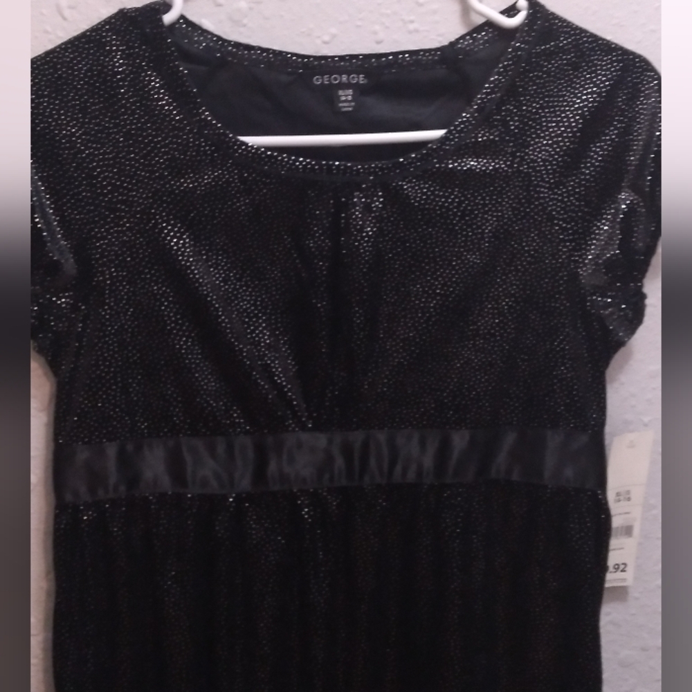 George party/ holiday dress - Picture 2 of 7